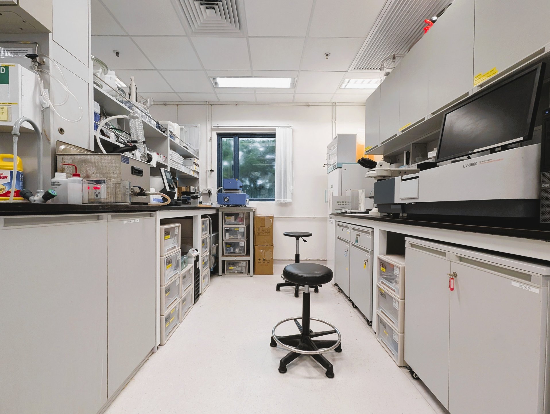 Laboratory facilities for nanomaterial processing belonging to the group of Prof. Andrey Rogach